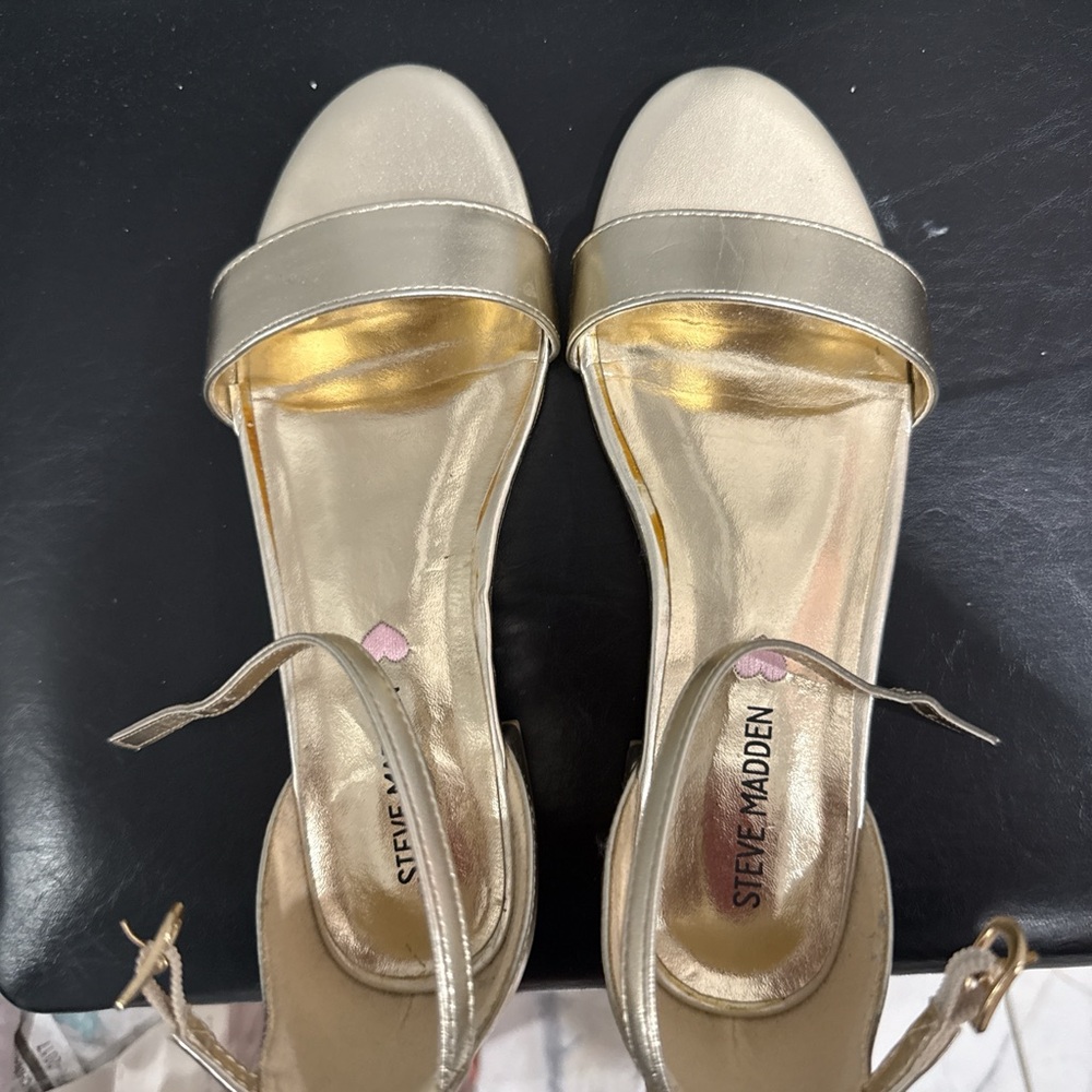 Steve Madden Metallic Gold Heels